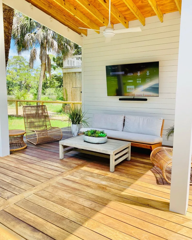 Folly Beach Pool House and Ipe Deck, South Carolina by Canter Construction - Photo 2