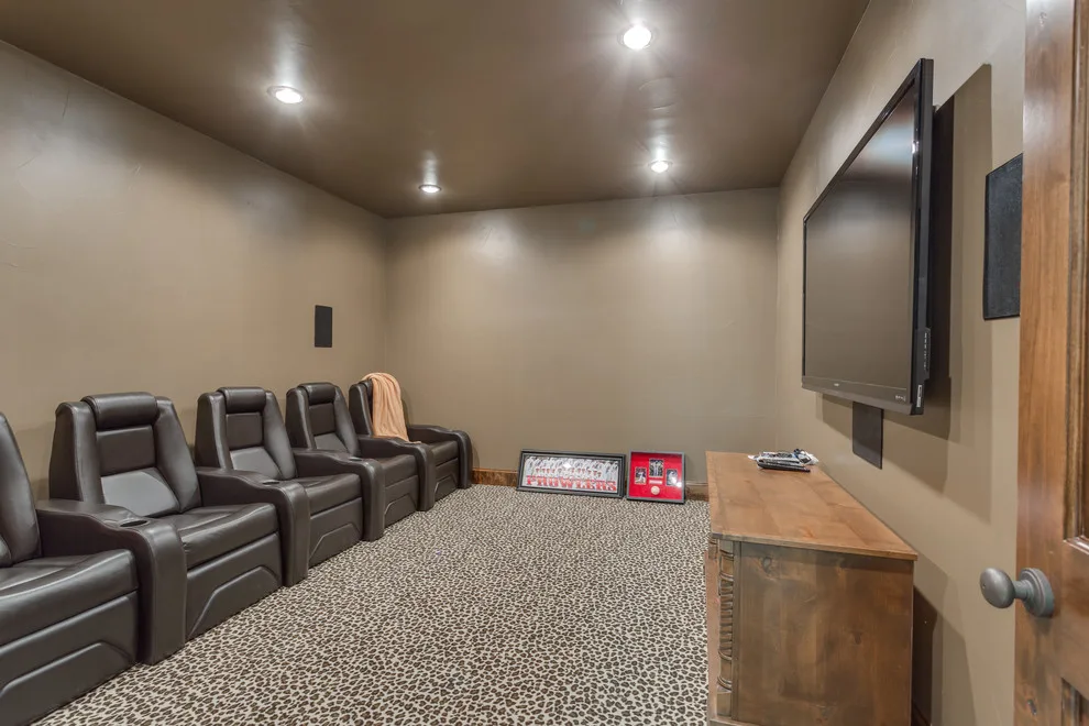 Swimming Pool Cottage by First Choice Custom Builders - Photo 6