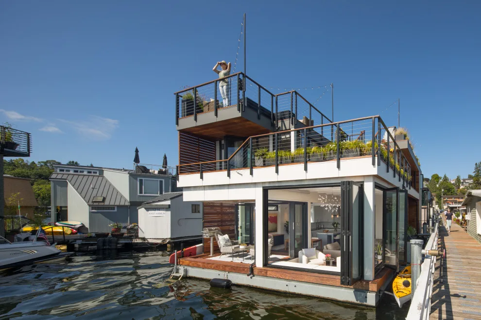 Portage Bay Houseboat by Dyna Builders - Photo 6