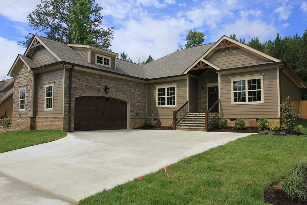 New Image Construction - Photo 2