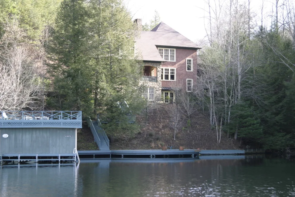 Lakeside Bespoke Residences by Carlson-Farmer Inc. - Photo 9