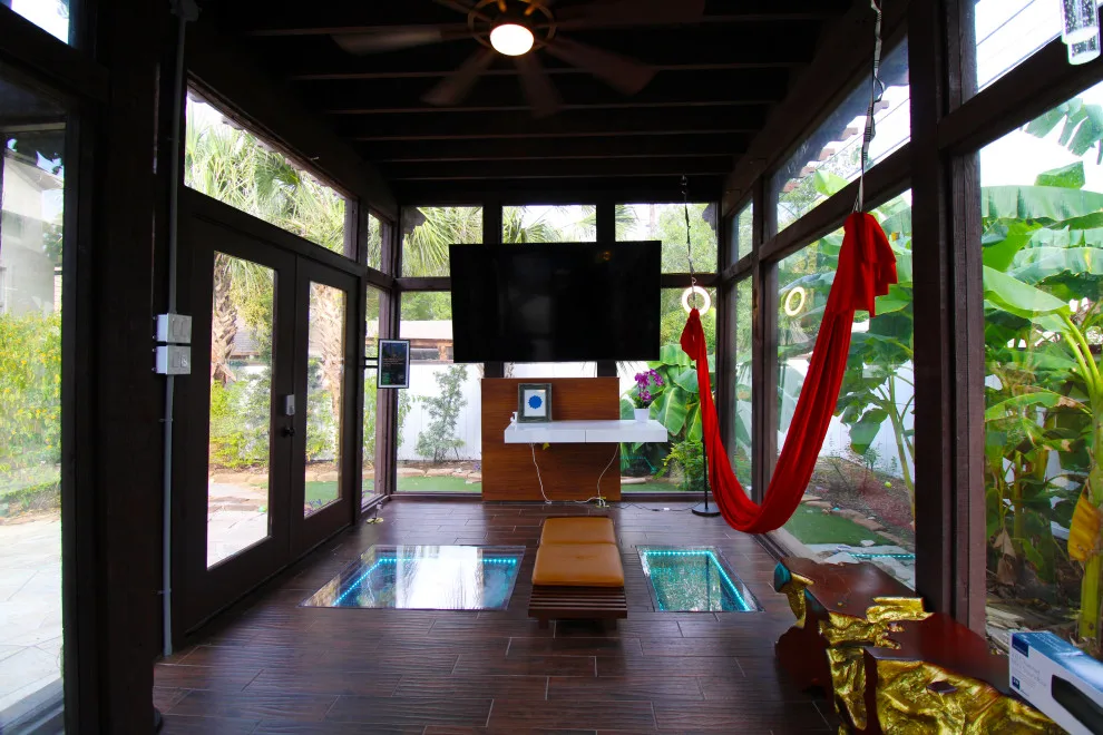 Project Warm Yoga: Pergola Transformation by Strong Tower Renovations - Photo 5
