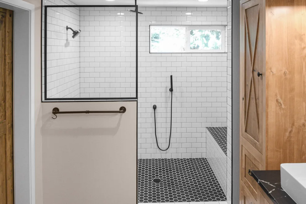 Woodside Custom Homes - Photo 5