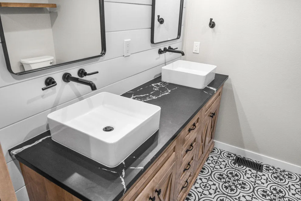 Puyallup Primary Bathroom by Woodside Custom Homes - Photo 2