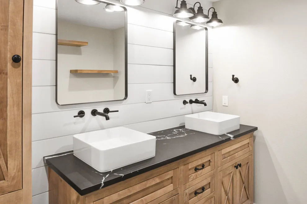 Puyallup Primary Bathroom by Woodside Custom Homes - Photo 12