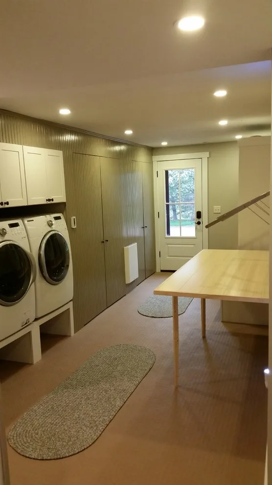 Ranch to Craftsman Makeover by Re-Modern Homes Inc/All Aspects Tile And Carpentry - Photo 18