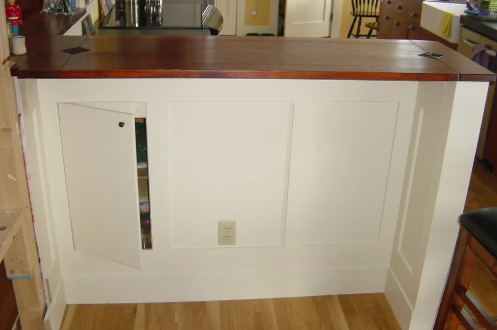Ranch to Craftsman Makeover by Re-Modern Homes Inc/All Aspects Tile And Carpentry - Photo 36