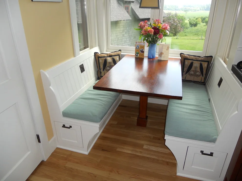 Ranch to Craftsman Makeover by Re-Modern Homes Inc/All Aspects Tile And Carpentry - Photo 22