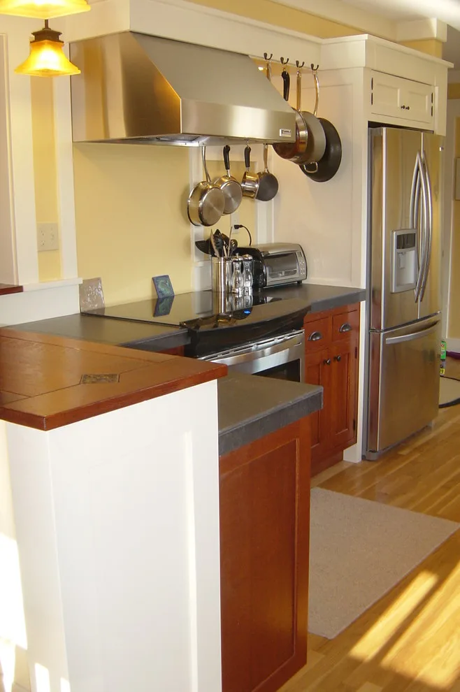 Re-Modern Homes Inc/All Aspects Tile And Carpentry - Photo 9