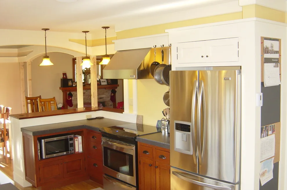 Ranch to Craftsman Makeover by Re-Modern Homes Inc/All Aspects Tile And Carpentry - Photo 16