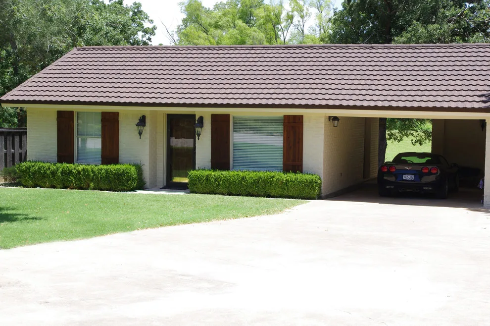 Ranch-Style Residence with Pool House by First Choice Custom Builders - Photo 11