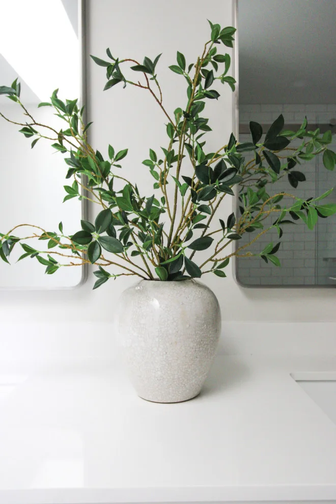 Crimson Oak Avenue Initiative by Ariva & Co. - Photo 3