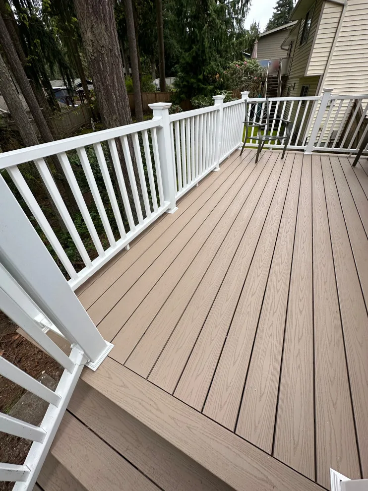 Redmond Deck in Redmond, Washington by Contemporary Quarters - Photo 4