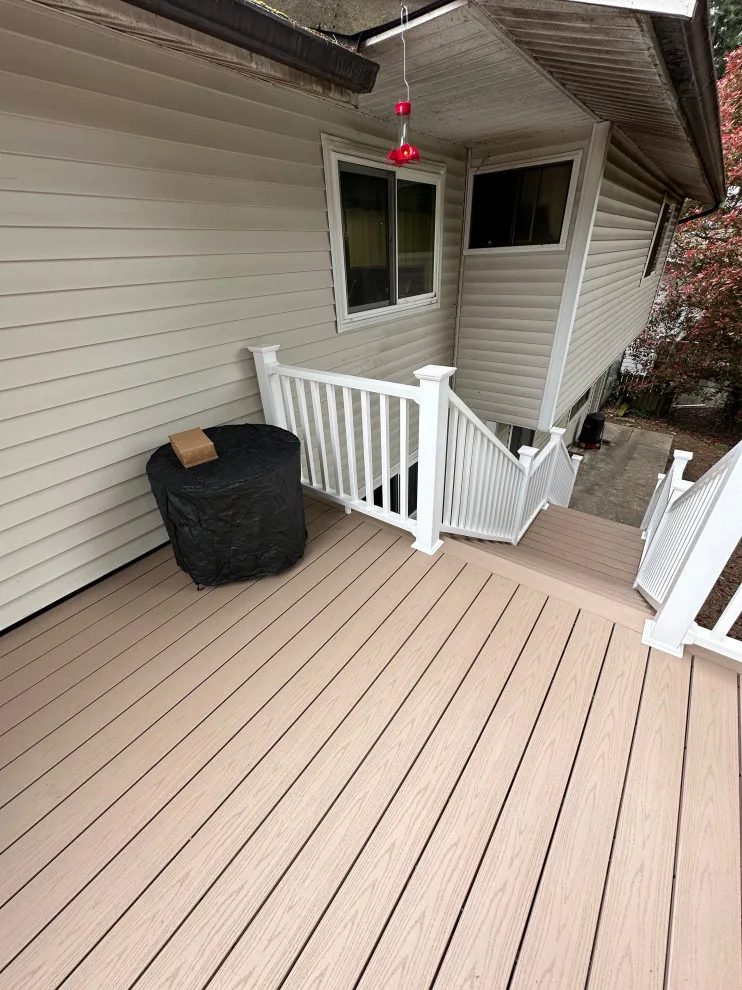 Redmond Deck in Redmond, Washington by Contemporary Quarters - Photo 7