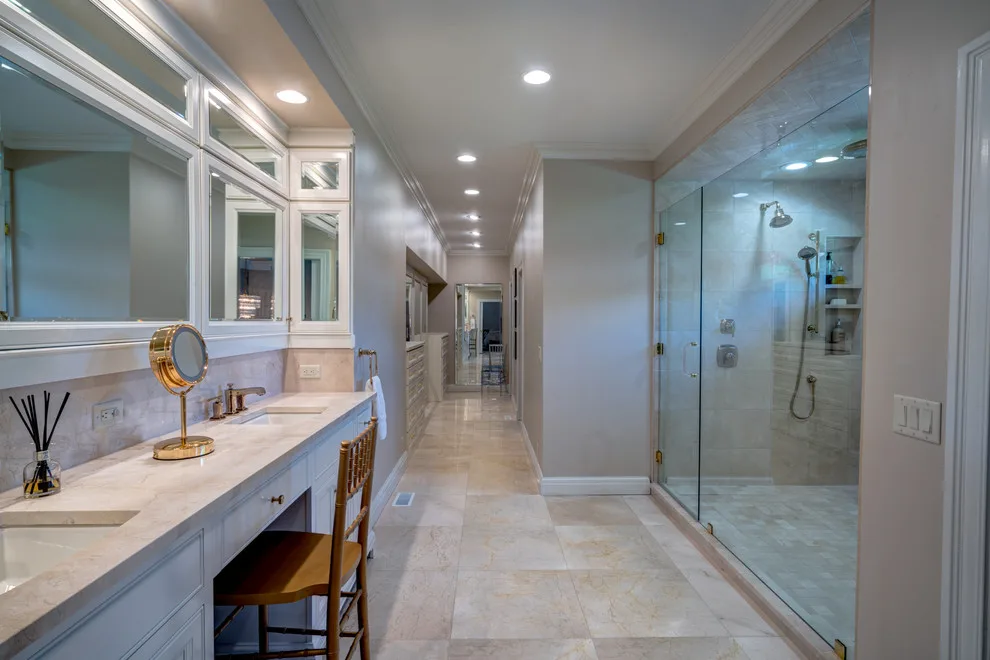 Royal Master Suite by Dunn Development, Inc. - Photo 9