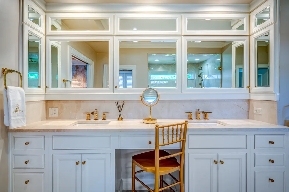 Royal Master Suite by Dunn Development, Inc. - Photo 8