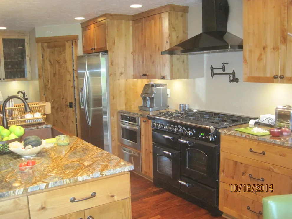 Revamp 80's Ranch by Allen And Allen Const. - Photo 3