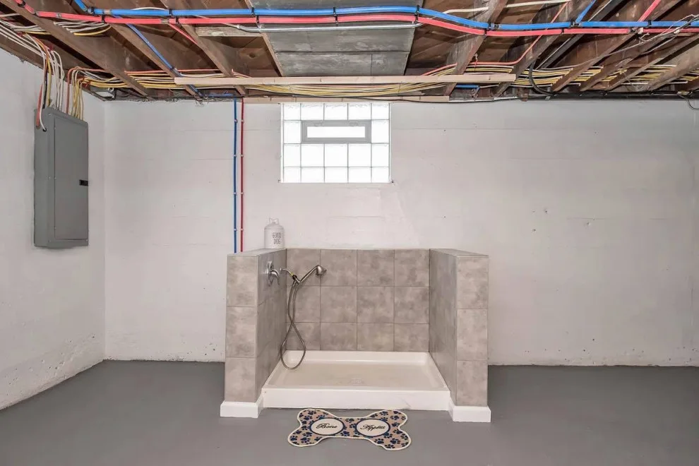 Renovated Residences by Schneider Property Services LLC - Photo 15