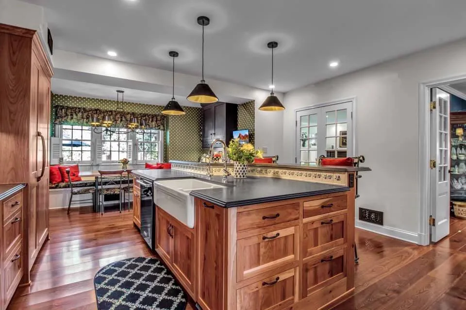 Home Renovation and Expansion by Hayes Construction Services, Inc. - Photo 7