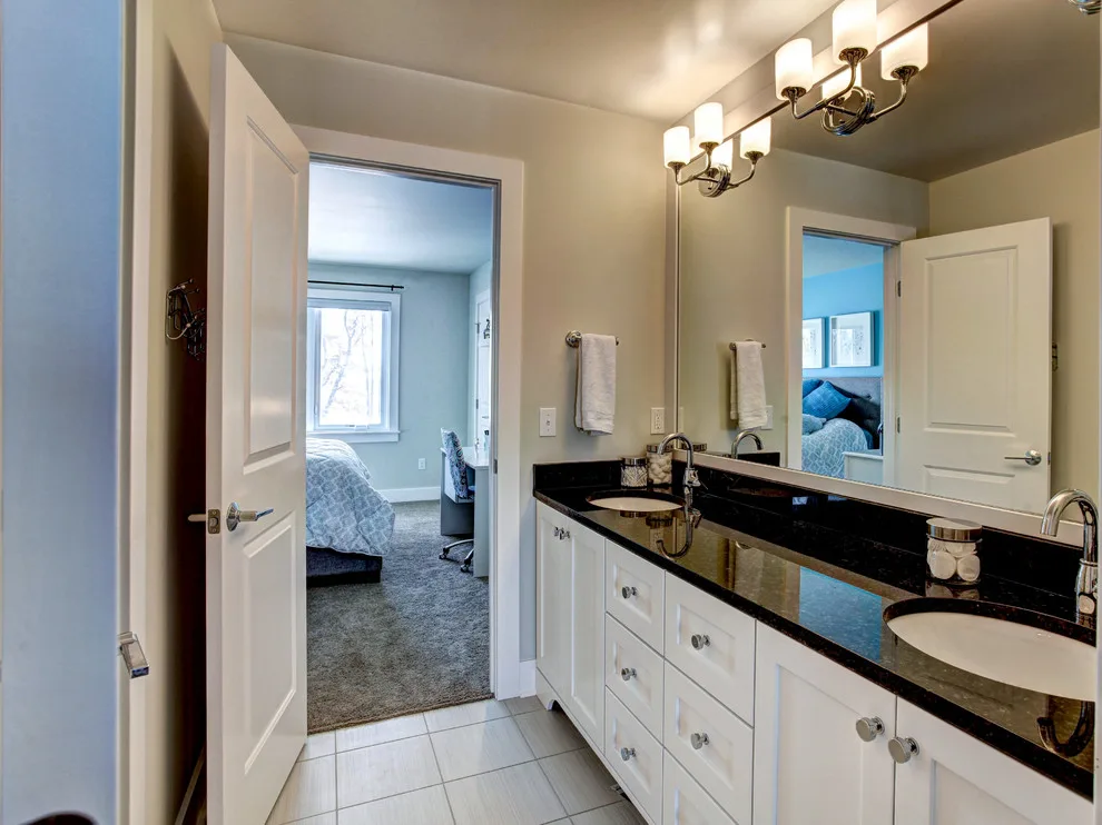 Stunning Tailored Residence - Ridgeriver by Berghuis Construction LLC - Photo 8