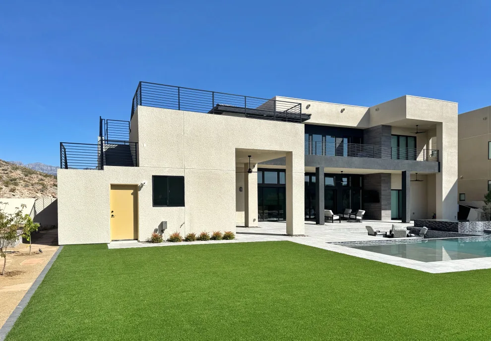 Summerlin Pool House and Deck at Ridges by JKL Development Inc. - Photo 5