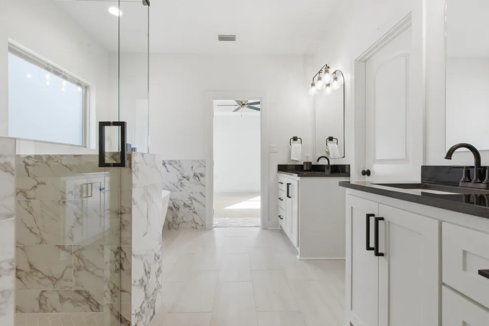 Ridgeview Trail Custom Residence II by Hines Homes, LLC - Photo 6