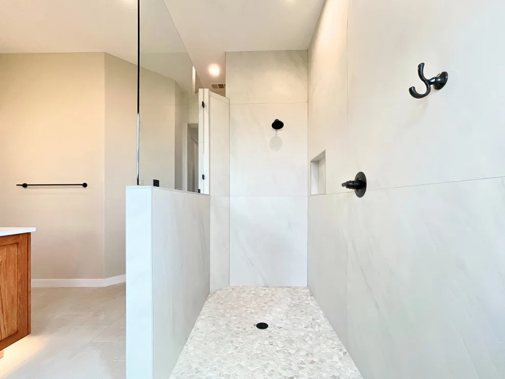 Custom Bathroom at River Place by Jonestar Construction - Photo 8