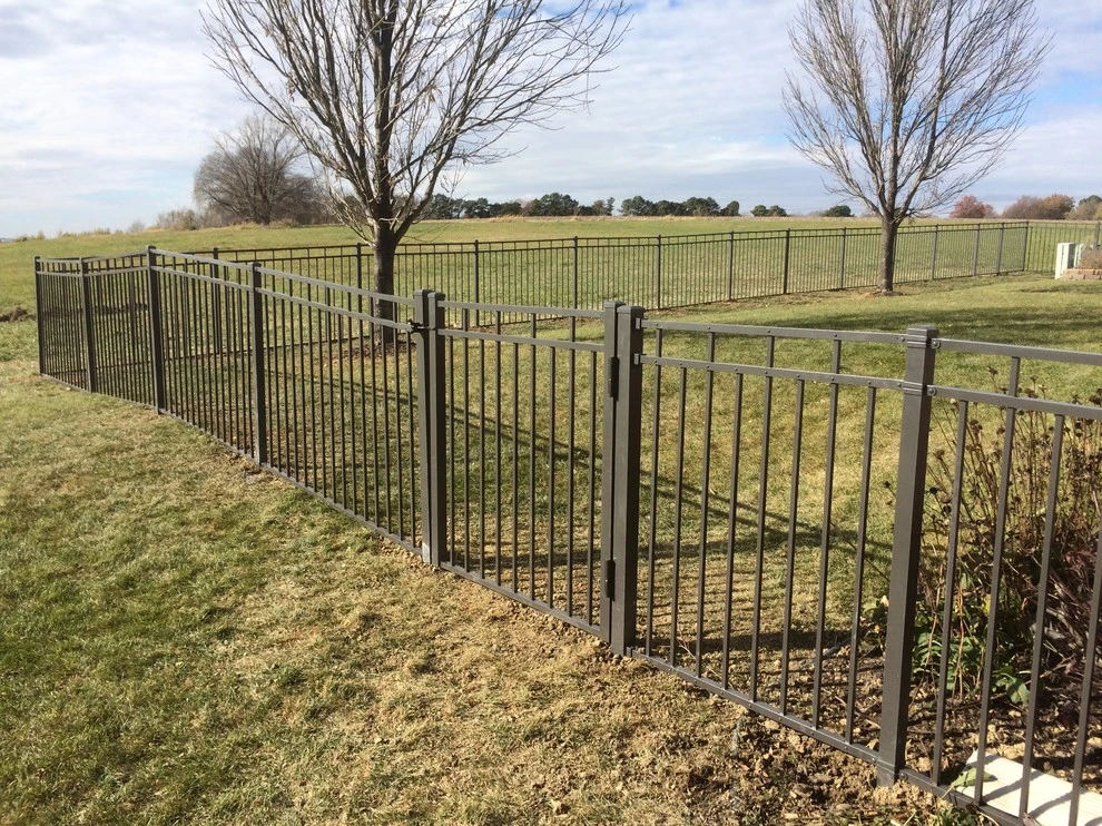 Privacy Fences by Friesen Landscaping LLC - Photo 4