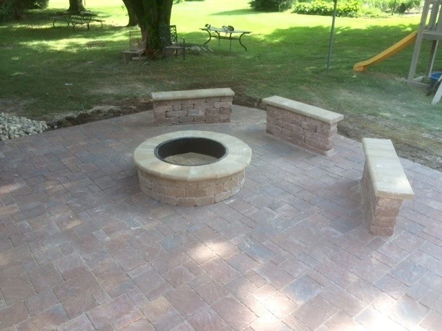 Fire Pits & Fireplaces by Friesen Landscaping LLC - Photo 6