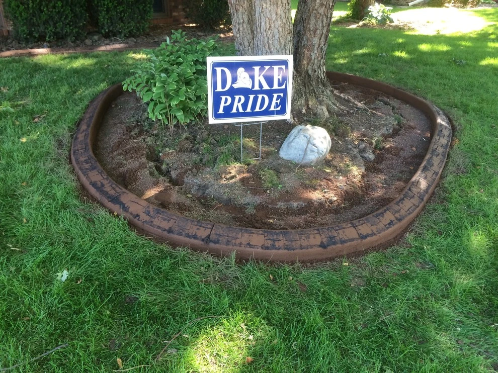 Landscape Curbing by Friesen Landscaping LLC - Photo 2
