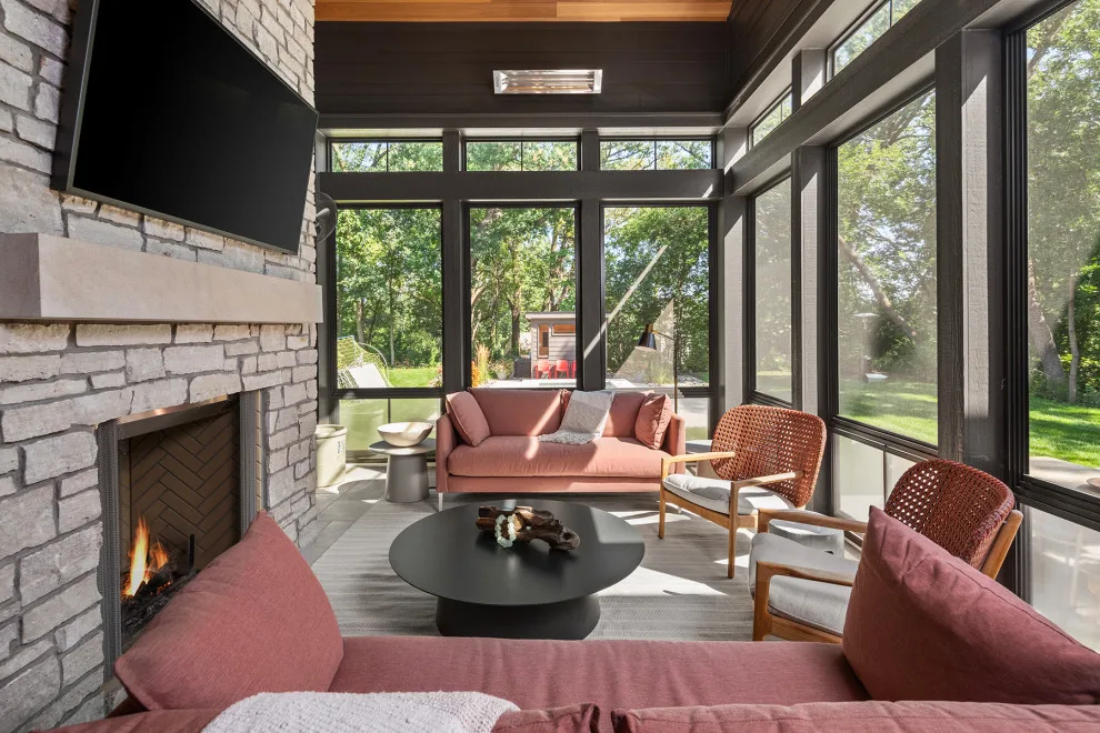Contemporary Rolling Green by Refined LLC - Photo 11