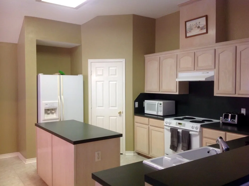Corpus Christi Kitchen Refresh by ABC Painting & Drywall LLC - Photo 3