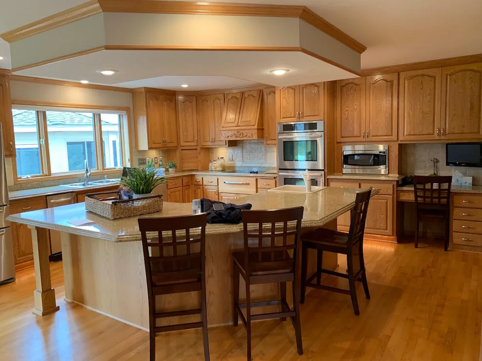 Boulder Pointe Residential Interior in Eden Prairie by Roell Painting Company - Photo 3