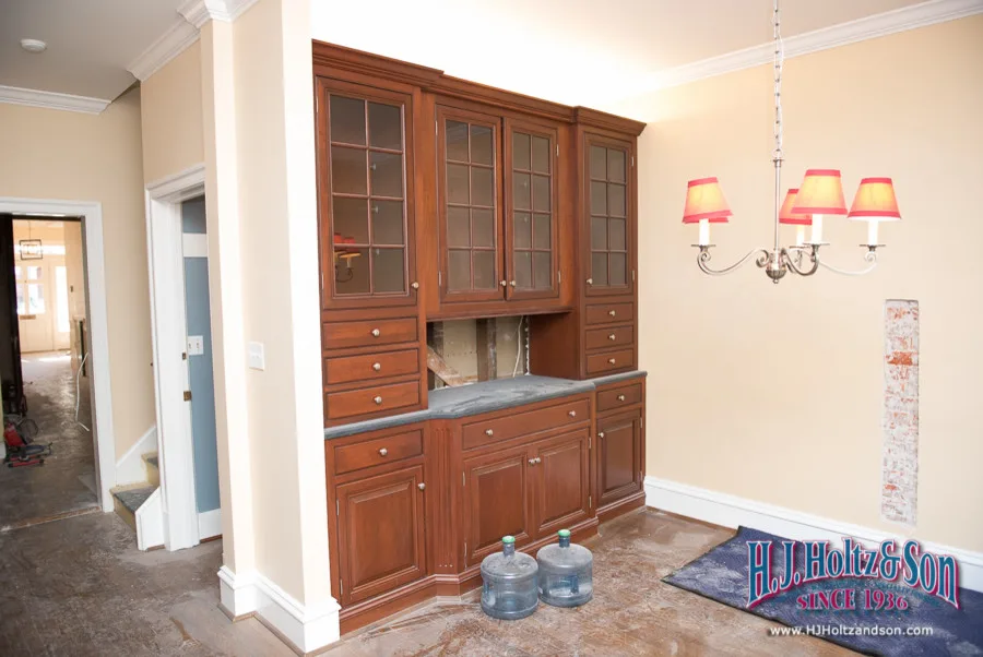 White Cabinetry with Paint Finish by H.J. Holtz And Son, Inc. - Photo 3