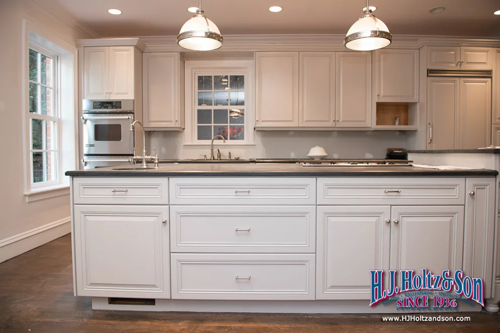 White Cabinetry with Paint Finish by H.J. Holtz And Son, Inc. - Photo 7