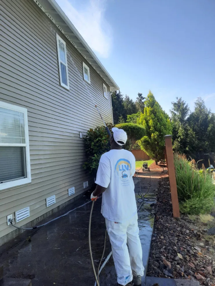 Covington Washington by Looks Like New Painting LLC - Photo 5