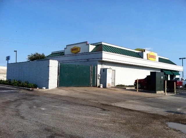 Exterior Commercial Painting - Corpus Christi: Denny's 5 Points by ABC Painting & Drywall LLC - Photo 12