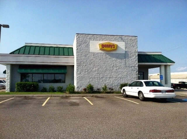 Exterior Commercial Painting - Corpus Christi: Denny's 5 Points by ABC Painting & Drywall LLC - Photo 8
