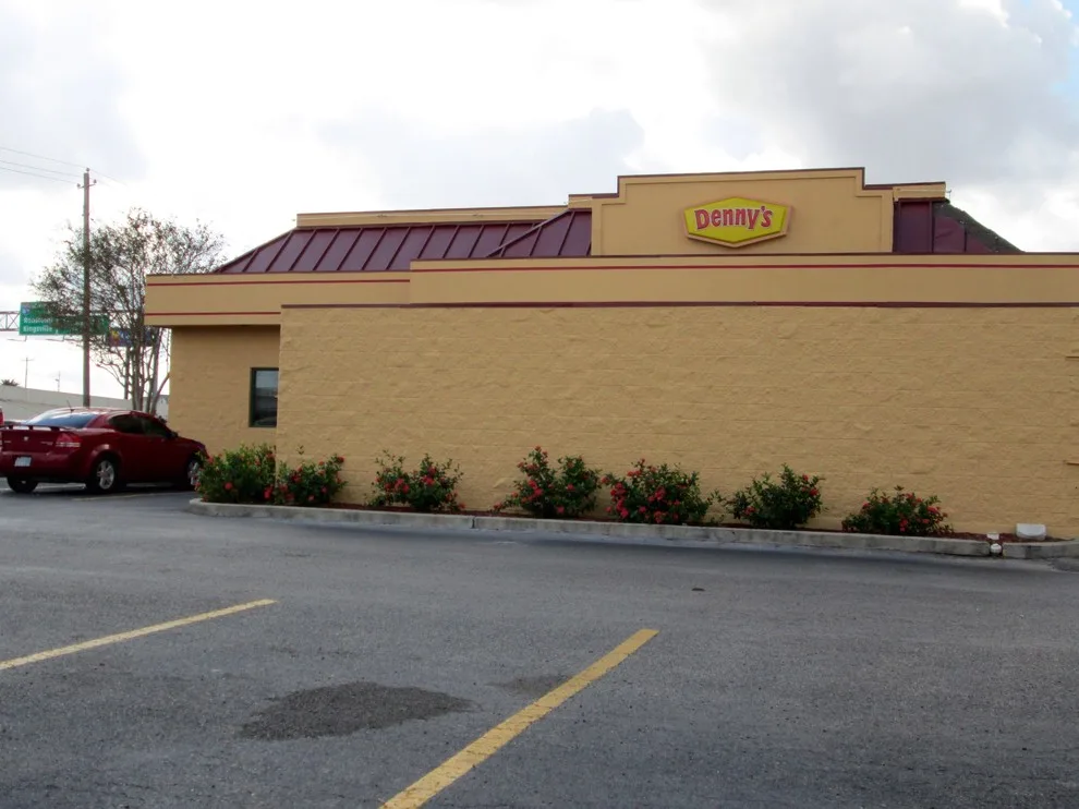 Exterior Commercial Painting - Corpus Christi: Denny's 5 Points by ABC Painting & Drywall LLC - Photo 7