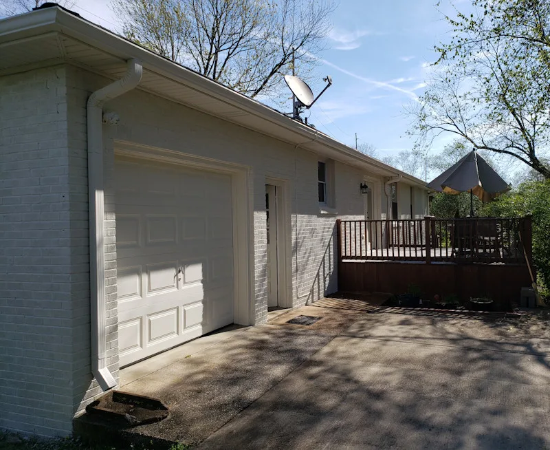 Donelson White Brick Exterior Painting by Brick Painters LLC - Photo 3