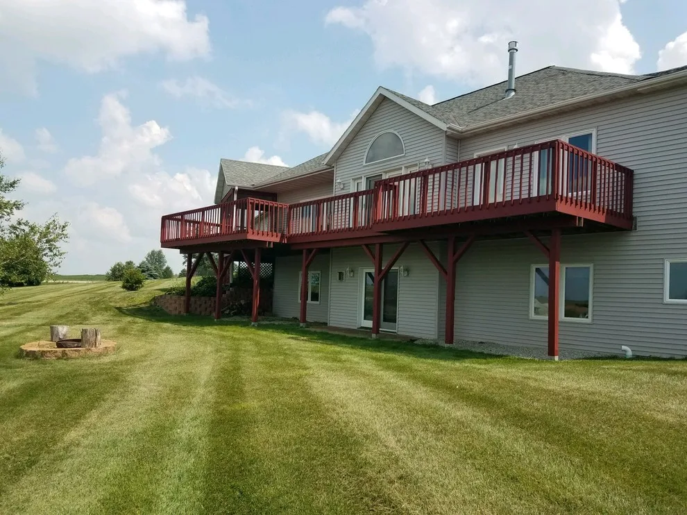 Durbin Deck Staining by Fresh Coat Painters Of Des Moines - Photo 10