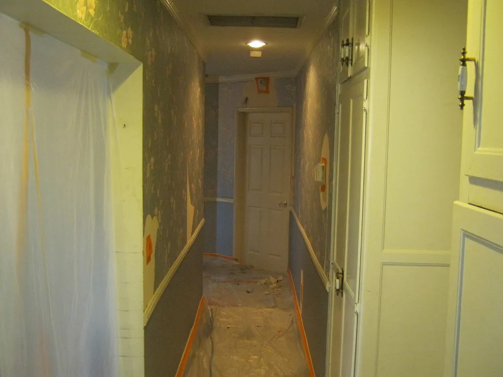 Encino Interior One by CertaPro Painters Of Sherman Oaks - Photo 7