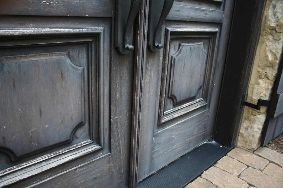 Exterior entrance refurbishment by Indy Craft Painting Corporation - Photo 5