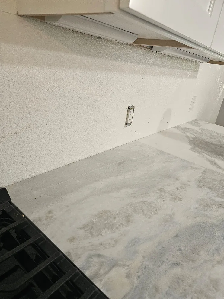 splashback prepared by Antonio's Painting Services - Photo 3