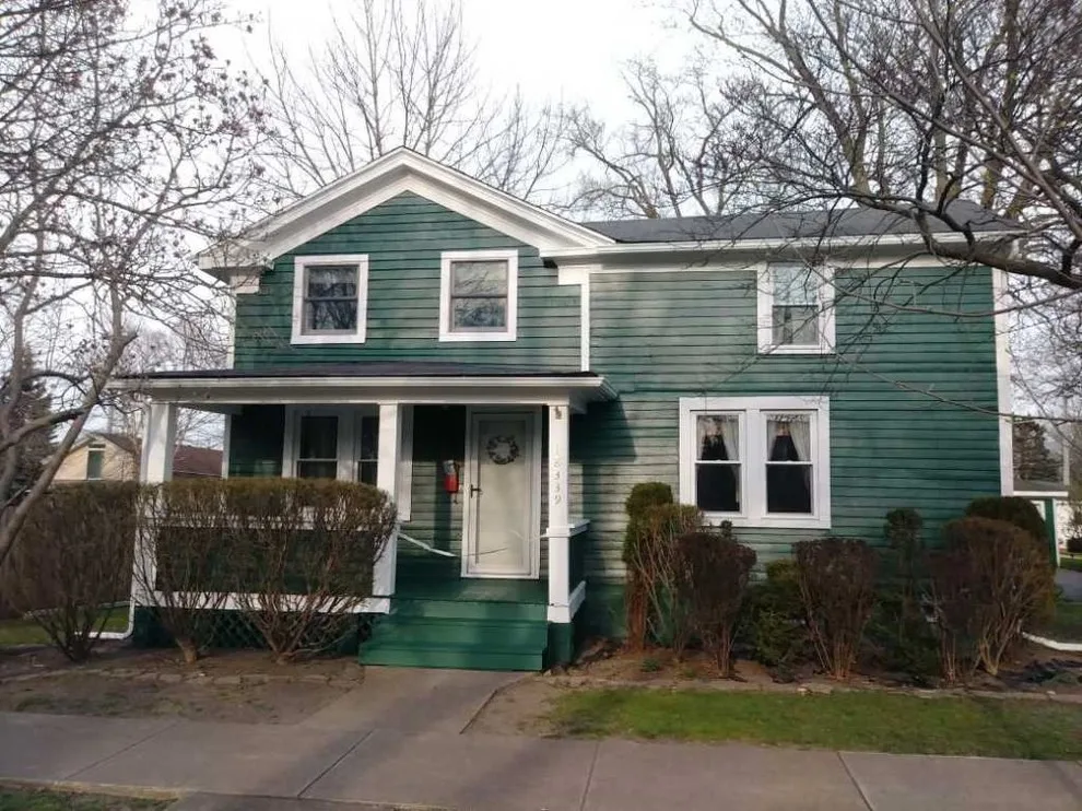 Homewood, IL Exterior Renovation by Calumet Painting & Restoration - Photo 4