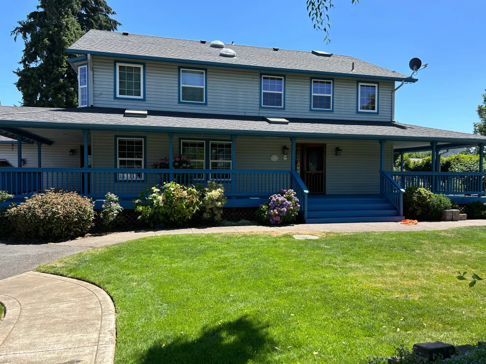 Summer 2024 Exterior Painting by Emerald Image Painting - Photo 21