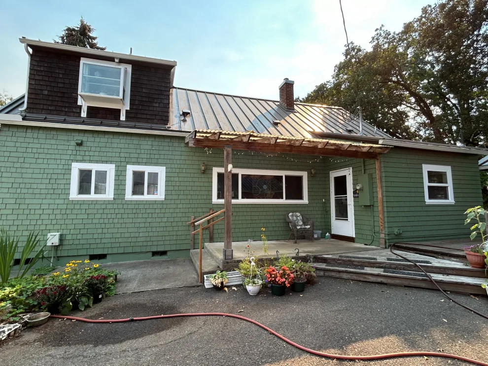 Summer 2024 Exterior Painting by Emerald Image Painting - Photo 9