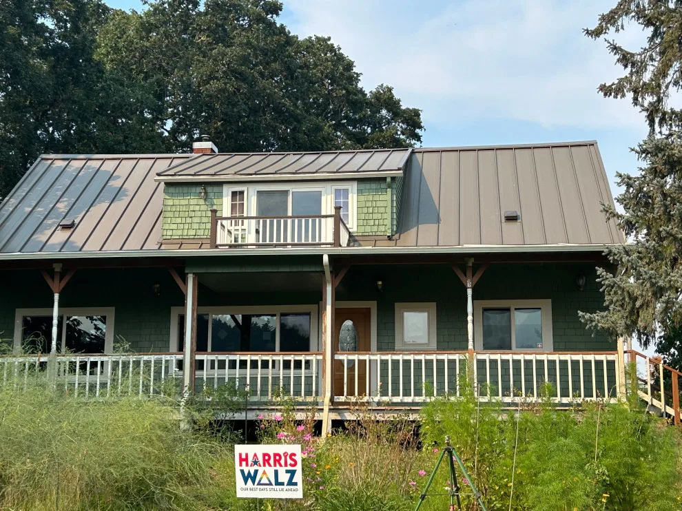 Summer 2024 Exterior Painting by Emerald Image Painting - Photo 18