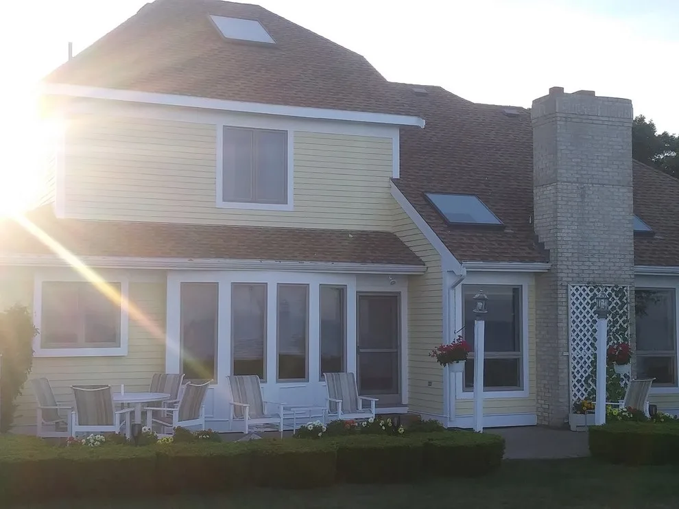 Outdoor Spray and Trim Painting by Daniel's Professional Painting LLC - Photo 7