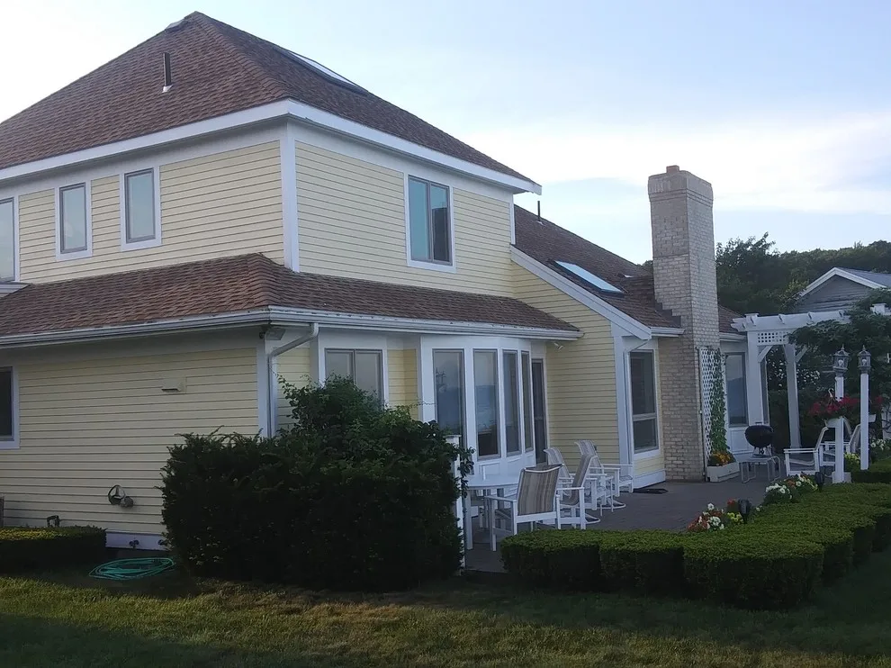 Outdoor Spray and Trim Painting by Daniel's Professional Painting LLC - Photo 6